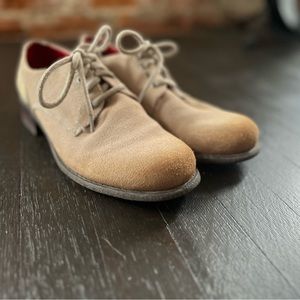 OTBT SUEDE OXFORDS SIZE 7